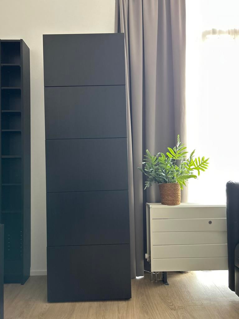 IKEA Besta kast met Lappviken deurtjes en diverse planken, Ophalen, Zo goed als nieuw