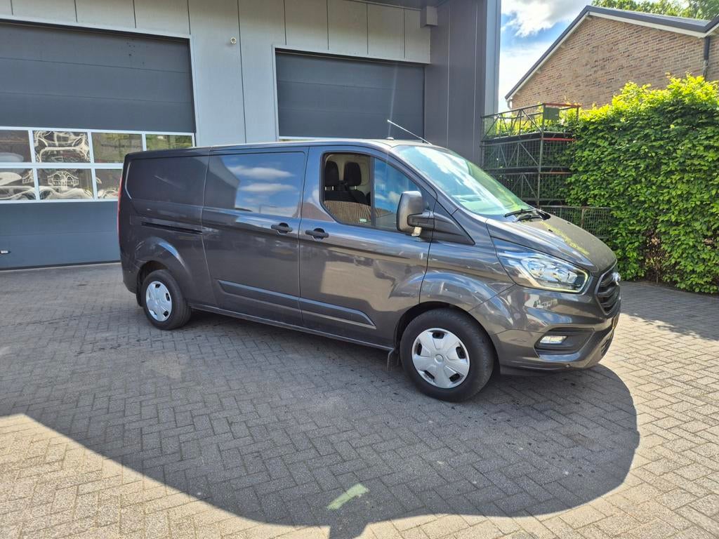 Ford Transit 2.0 AUTOMAAT L2 175pk, Auto's, Voorwielaandrijving, Euro 5, Stof, Zwart