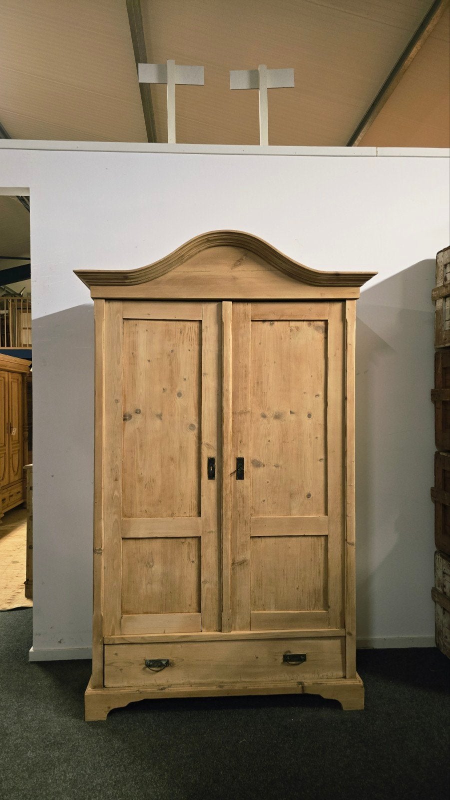 Antieke Grenen Houten Kledingkast uit voorraad leverbaar, 100 tot 150 cm, Met lade(s), Ophalen of Verzenden, Zo goed als nieuw