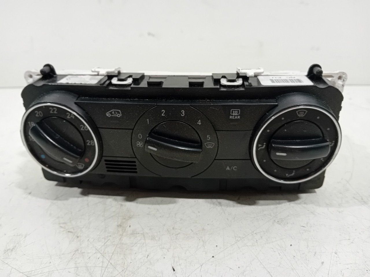 Bedieningspaneel kachel Mercedes-Benz B-Klasse, Auto-onderdelen, Dashboard en Schakelaars, Onderdelen@venauto.nl, Van der Ven Autorecycling B.V.