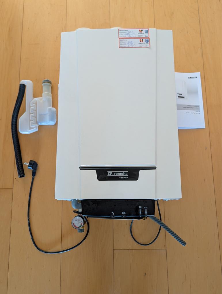 Remeha Tzerra CW4 ketel - Goed Onderhouden, Doe-het-zelf en Verbouw, Verwarming en Radiatoren, Ophalen, 30 tot 80 cm, Gebruikt