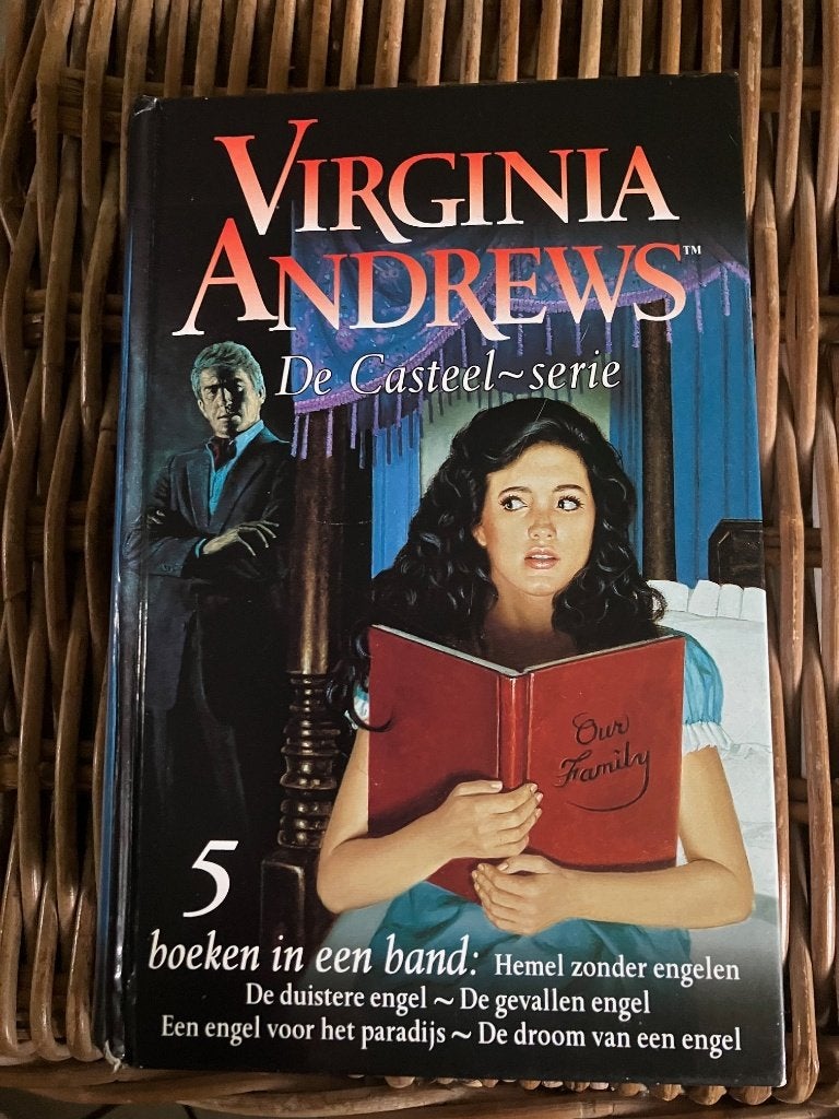 drie boeken van Virginia andrews, Ophalen, Zo goed als nieuw