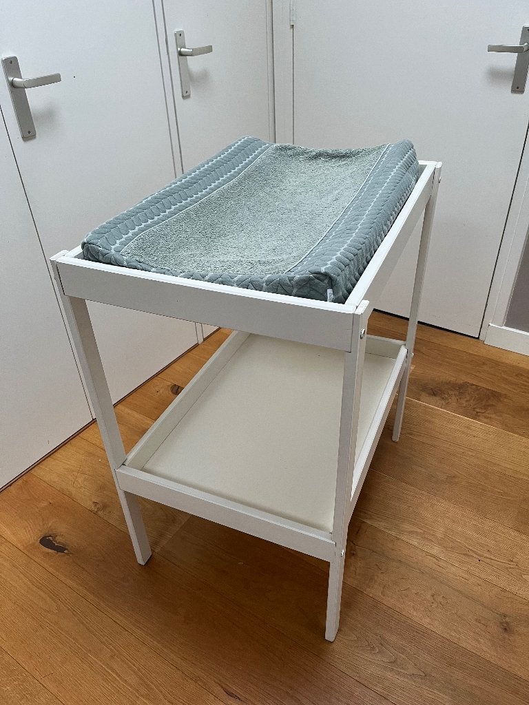 Simpele kleine commode, Gebruikt, 50 tot 70 cm, 100 cm of meer, Commode