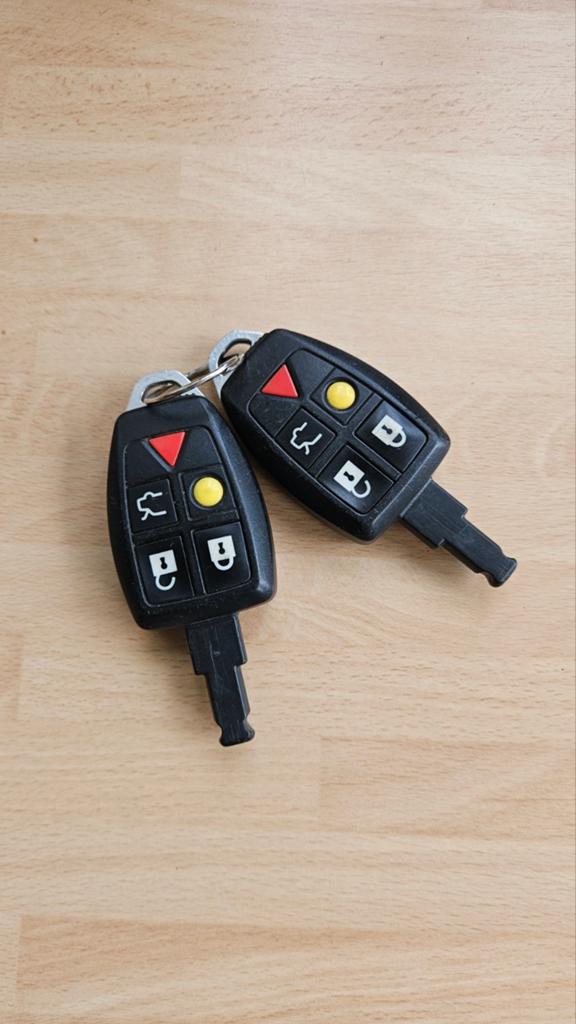 Set sleutels voor een Volvo V50/S40/C30, Ophalen of Verzenden, Gebruikt, Volvo