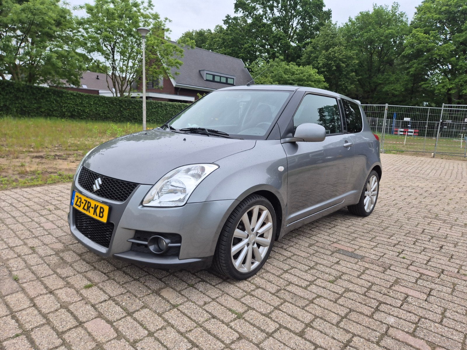 Suzuki Swift 1.6 3D Sport 2008 Grijs, Auto's, Voorwielaandrijving, 1005 kg, 40 €/maand, 4 cilinders