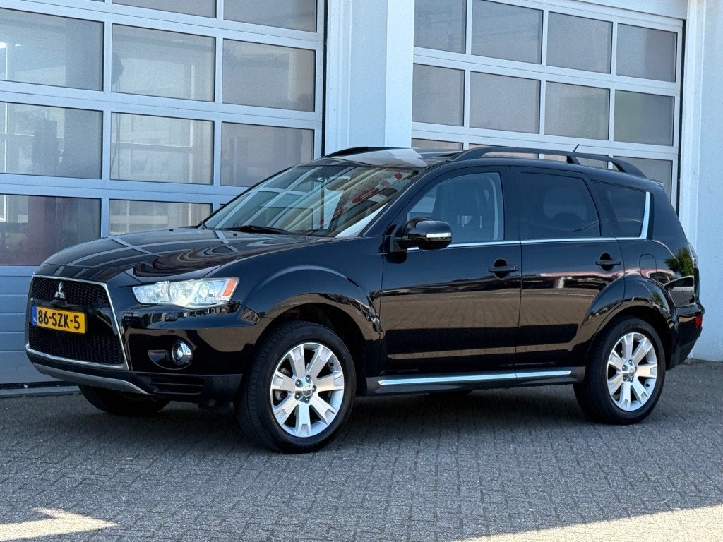Mitsubishi OUTLANDER 2.0 Edition 147PK Two Aut. Navi Camera, Auto's, Mitsubishi, Bedrijf, Outlander, ABS, Airbags, Airconditioning