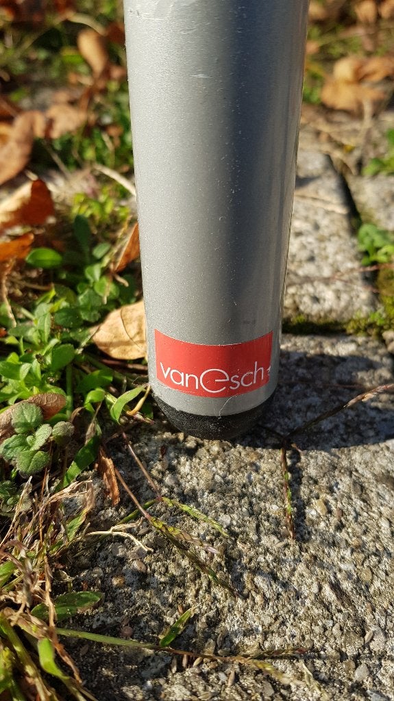 Design kapstok: Van Esch Toro G Metallic Grijs. S0, Tweedehands verkoop, Gebruikt, Ophalen of Verzenden, Minder dan 100 cm