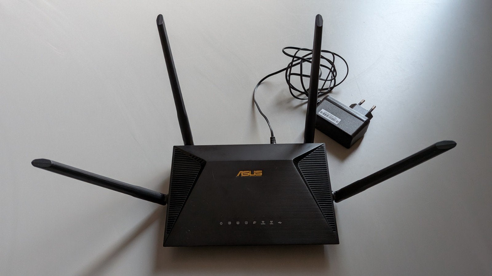 2x ASUS RT-AX53U Wi-Fi 6 Router (Zo goed als nieuw), Computers en Software, Ophalen of Verzenden