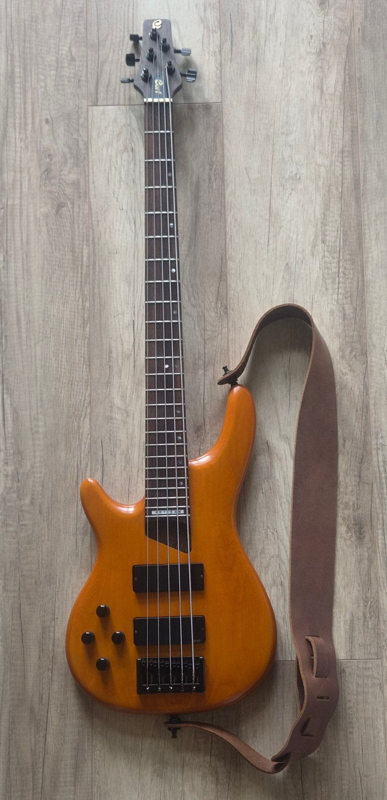Cort Linkshandige 5 Snarige Basgitaar, Muziek en Instrumenten, Ophalen, Gebruikt, Elektrisch, 5-snarig