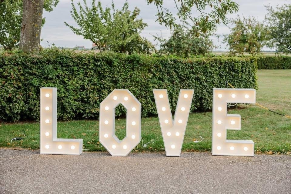 LOVE lichtletters te huur! (Zeeland), Ophalen, Nieuw