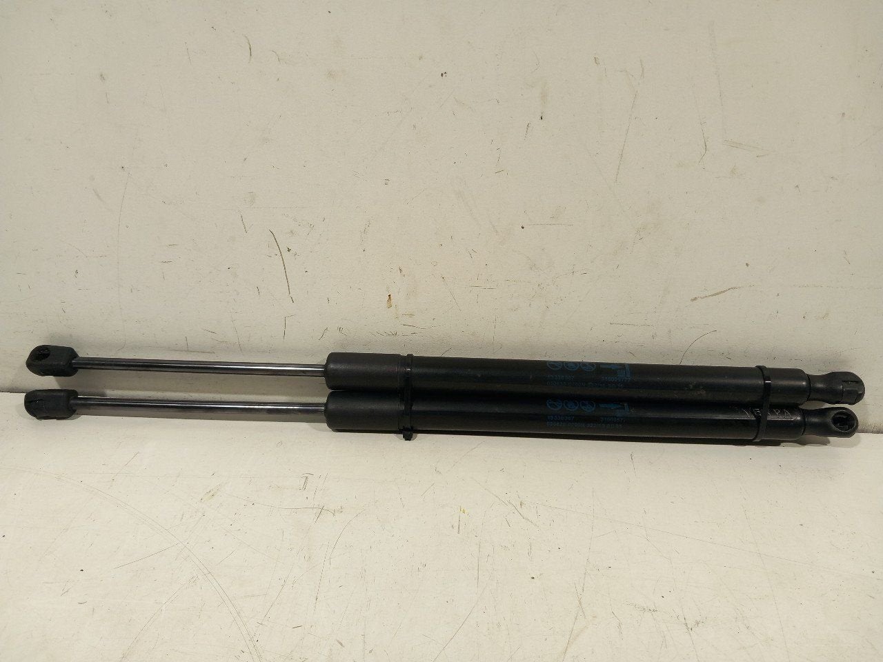 Gasdrukveerset achter Opel Meriva, Onderdelen@venauto.nl, Van der Ven Autorecycling B.V., Gebruikt, Ettenseweg 76, 4706 PB Roosendaal, The Netherlands