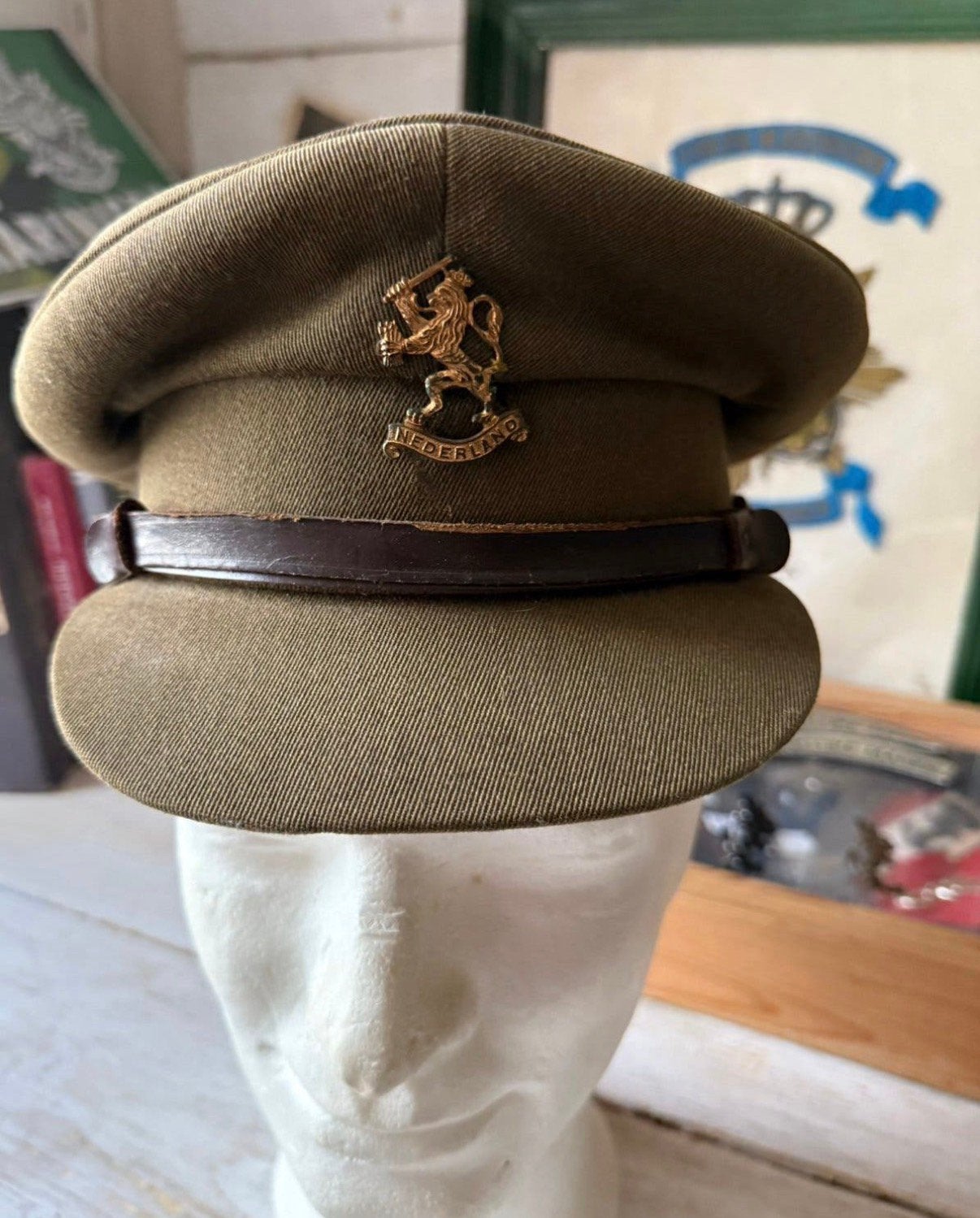 Nederlandse officierspet KNIL  1945 en 1950., Verzenden, Landmacht, Nederland, Helm of Baret