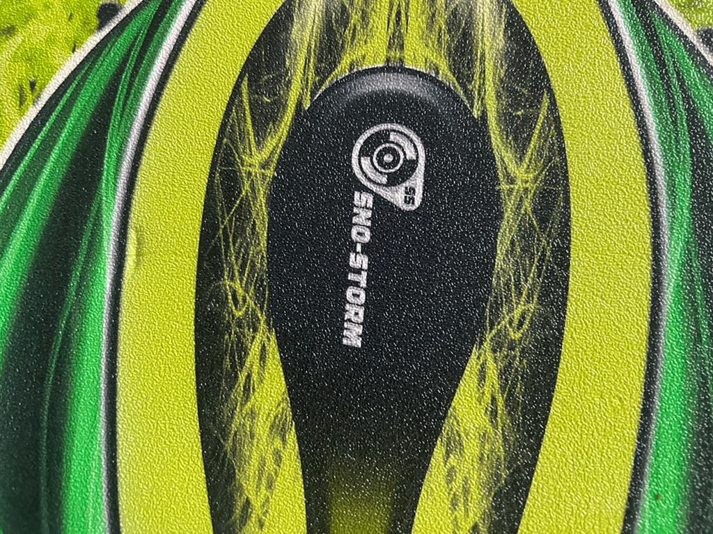 Zo goed als nieuwe wakeboard - Sno-Storm, Watersport en Boten, Wakeboarden, Ophalen, Gebruikt, Board