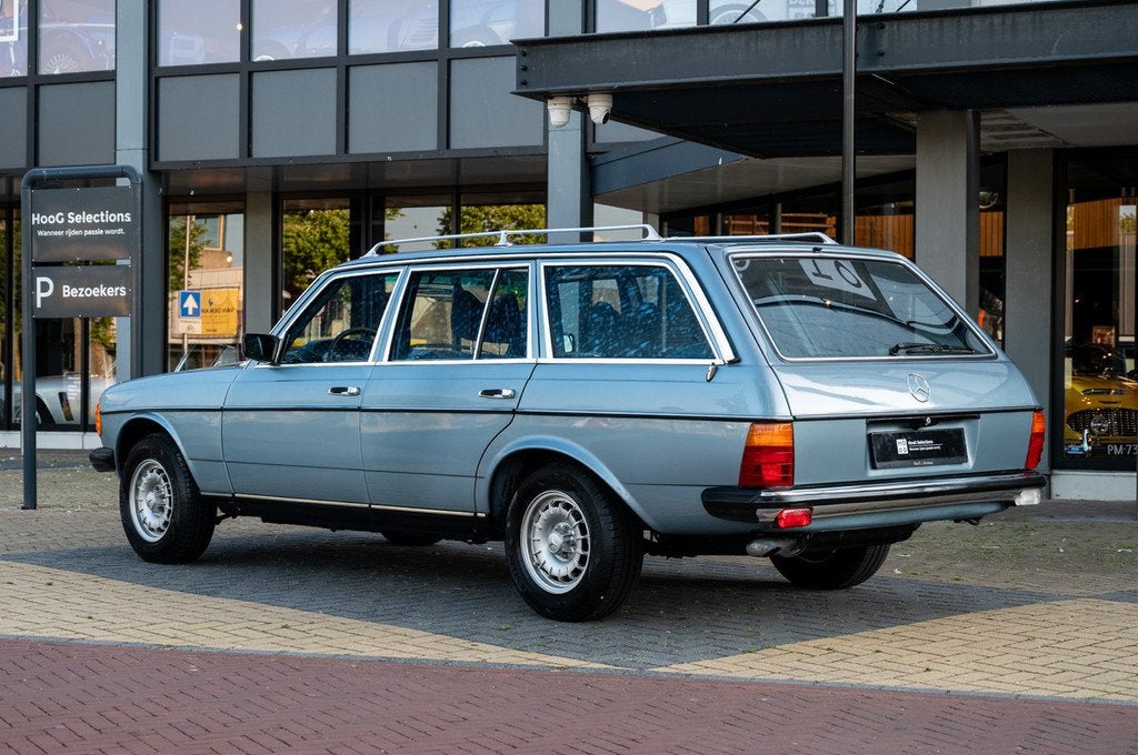 Mercedes-Benz 200-serie 280 TE (S123) (bj 1979, automaat), Auto's, Automaat, Stof, Zwart, Overige carrosserieën