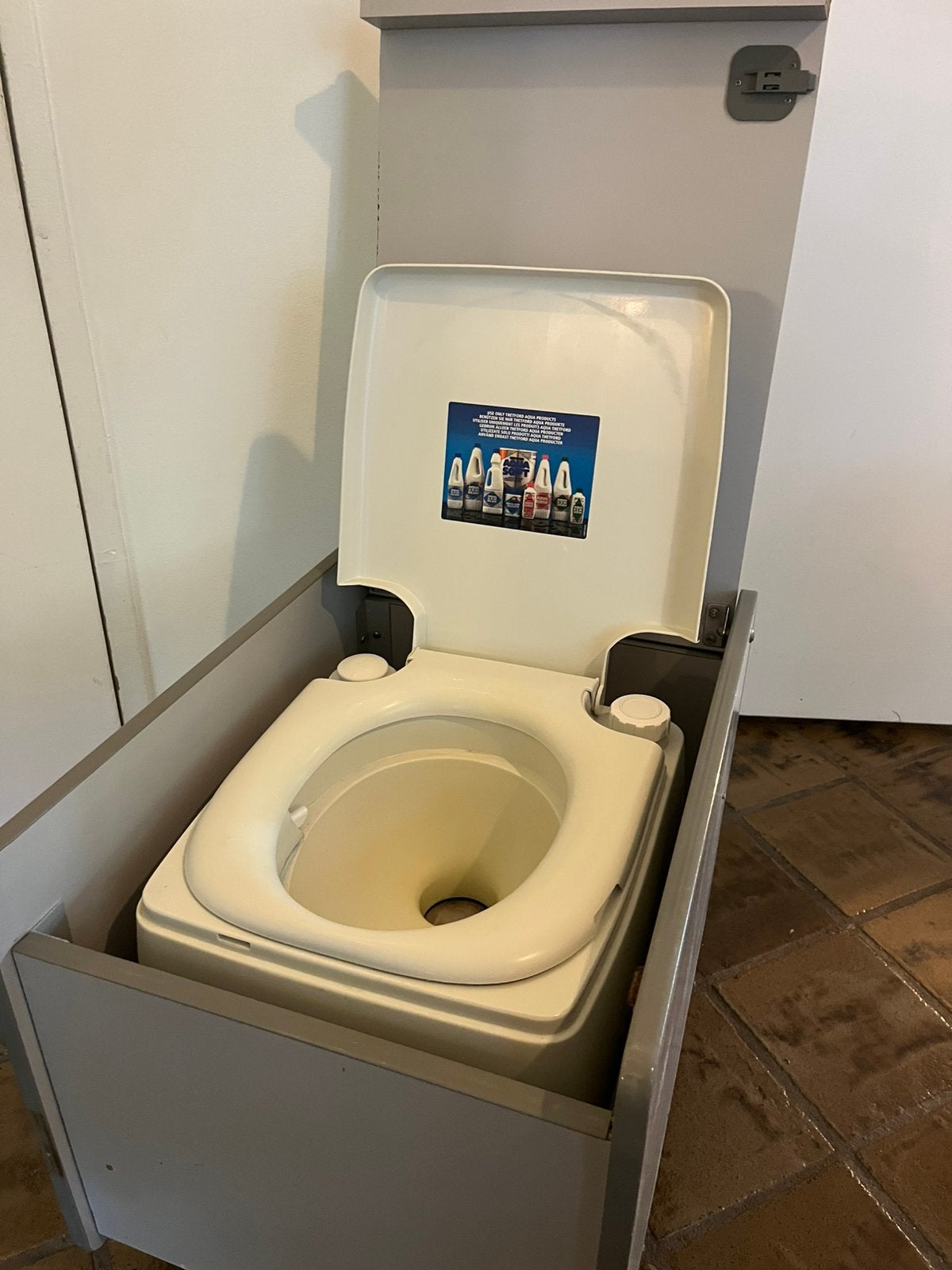 Westfalia toilet ombouw incl porta potti, Ophalen, Gebruikt