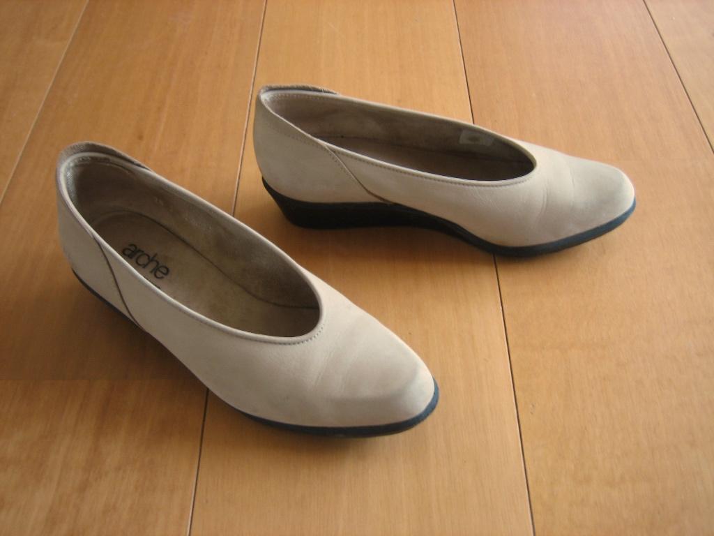Naturelkleurige nubuck leren instappers ARCHE 38 snazzeys, Kleding | Dames, Schoenen, Verzenden, Nieuw, Arche, Instappers