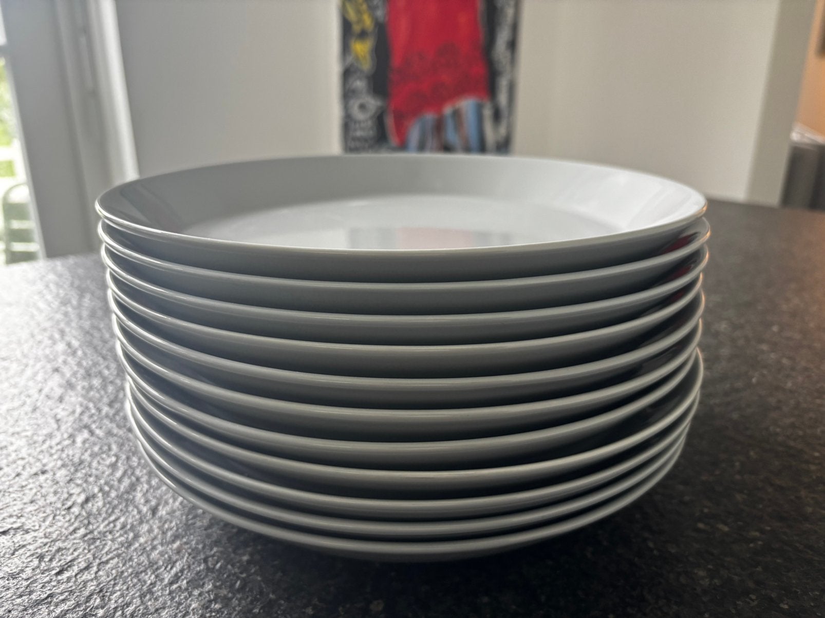 Iitala teema bord licht grijs 11 stuks 26 cm, Overige materialen, Gebruikt, Ophalen of Verzenden, Bord(en)
