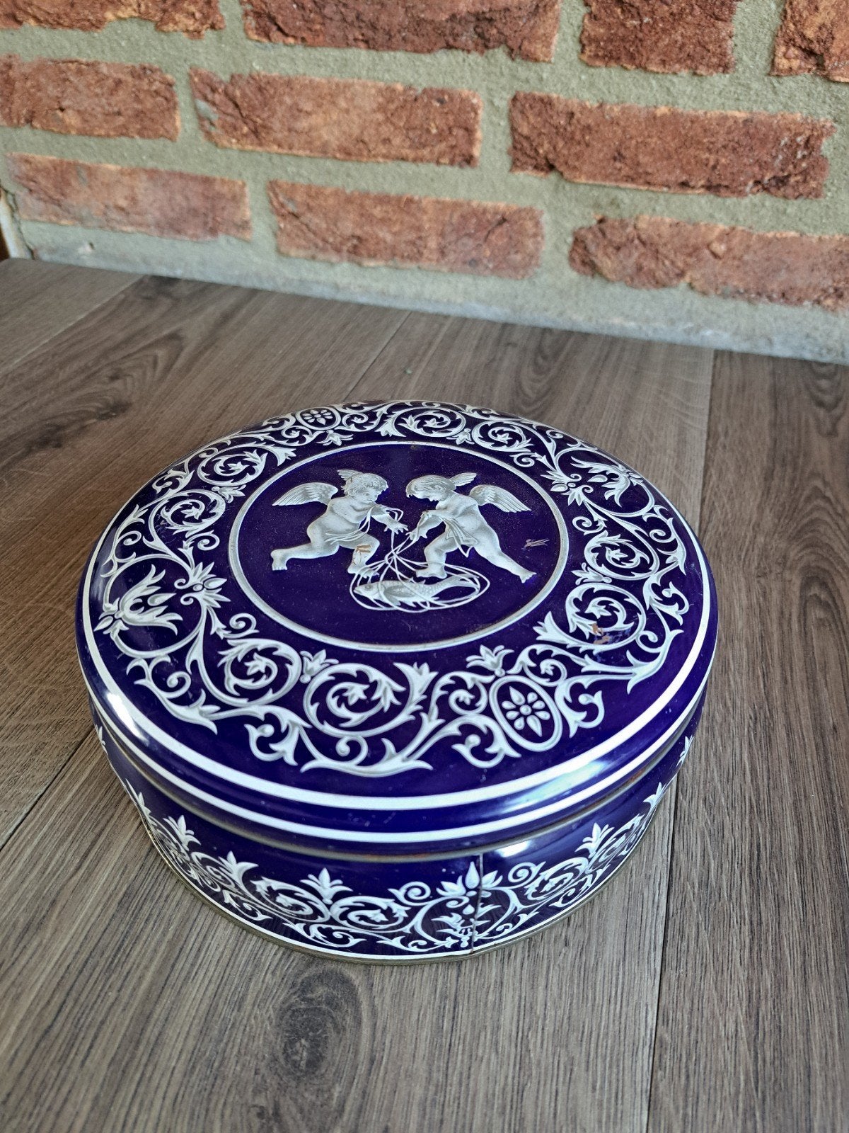 Vintage koekjestrommel General Biscuits blauw wit engeltjes, Ophalen of Verzenden, Gebruikt, Koek(jes), Overige merken