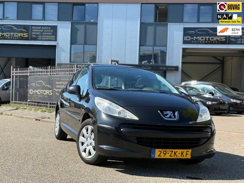Peugeot 207 Peugeot 207 1.4 VTi | CarPlay | NAP | Airco | Ni, Auto's, Peugeot, Bedrijf, Te koop, ABS, Airbags, Airconditioning
