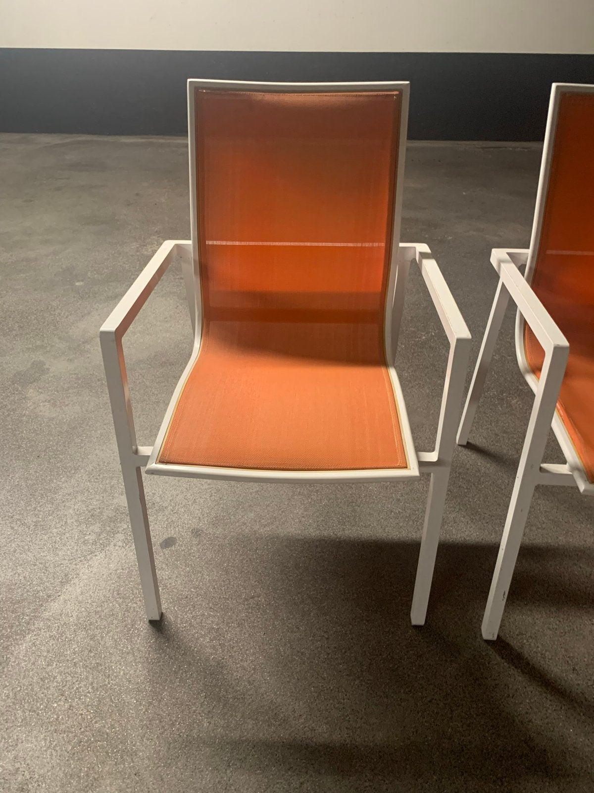Set van 3 tuinstoelen - wit frame, oranje zitting, Ophalen, Gebruikt, Metaal, Stapelbaar