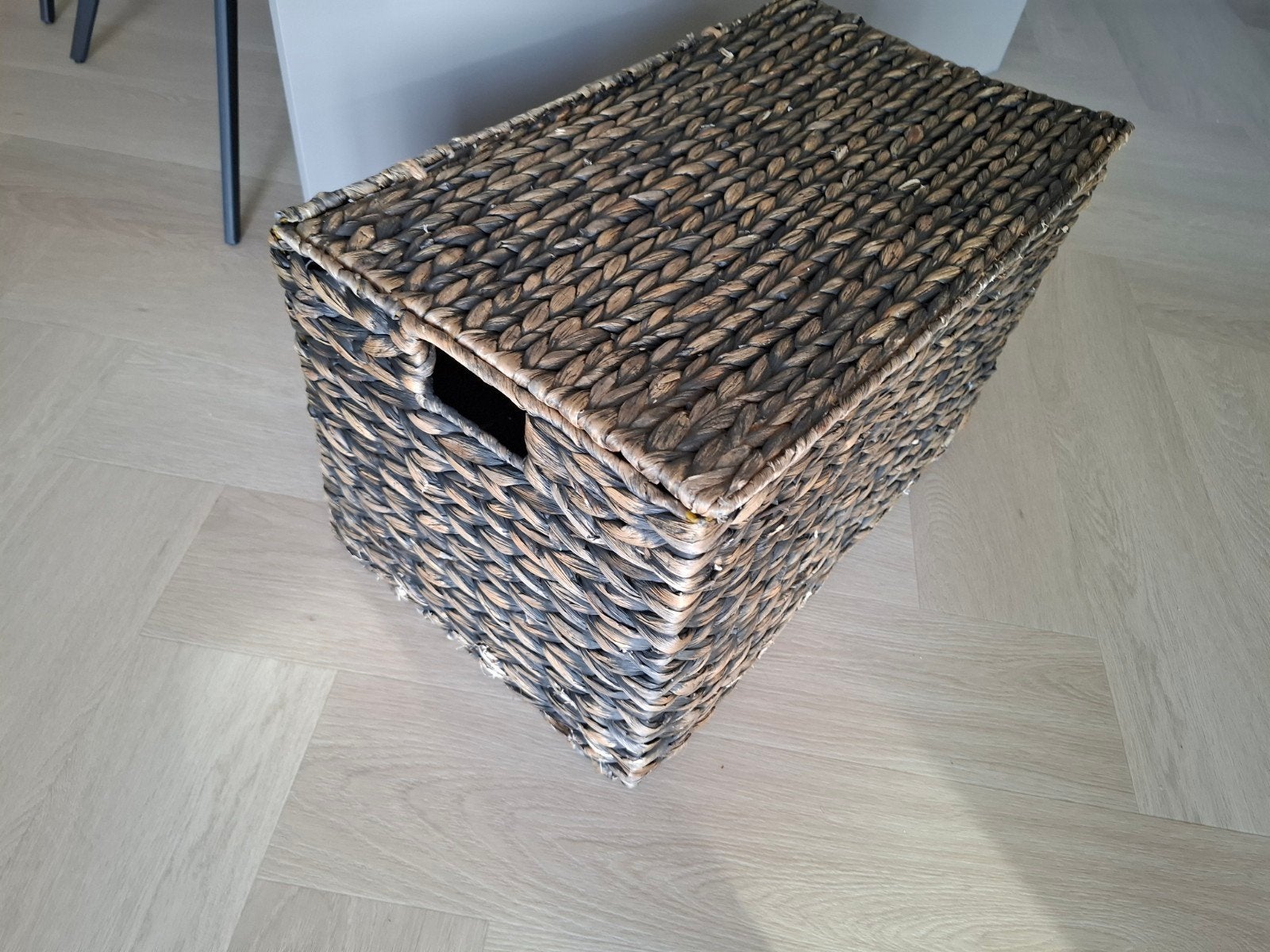 Grote rieten mand met deksel - 55x34x32 cm, Ophalen