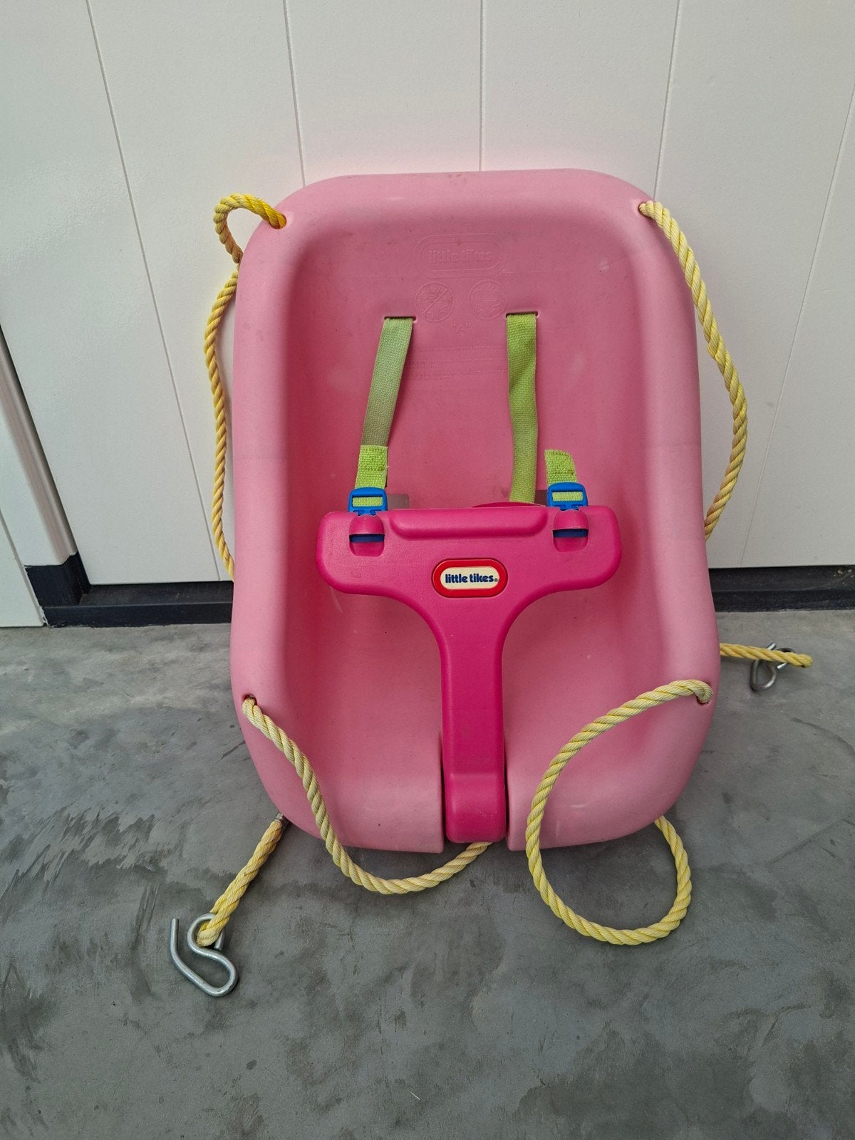 Roze Little Tikes babyschommel met veiligheidsriem, Ophalen, Gebruikt, Schommel