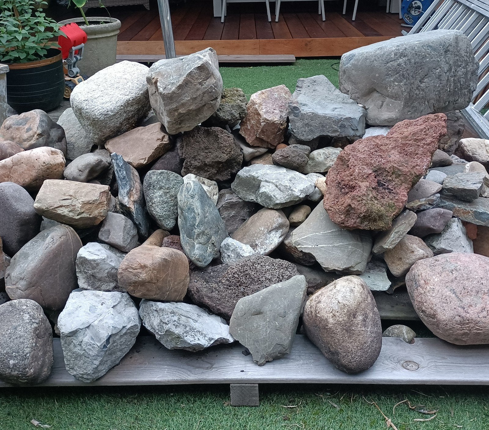 Sierstenen, Ophalen