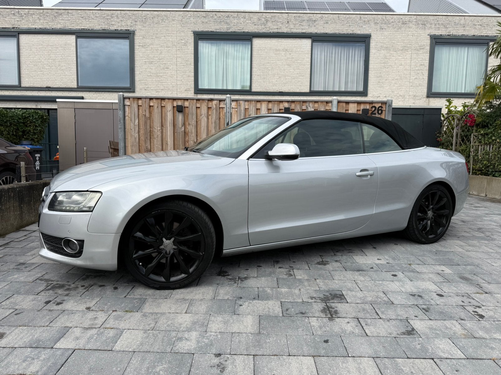 Audi A5 2.0 Tfsi Cabrio | automaat| Airco| stoelverwarming, Auto's, Audi, Euro 5, Zwart, 4 cilinders, Bedrijf