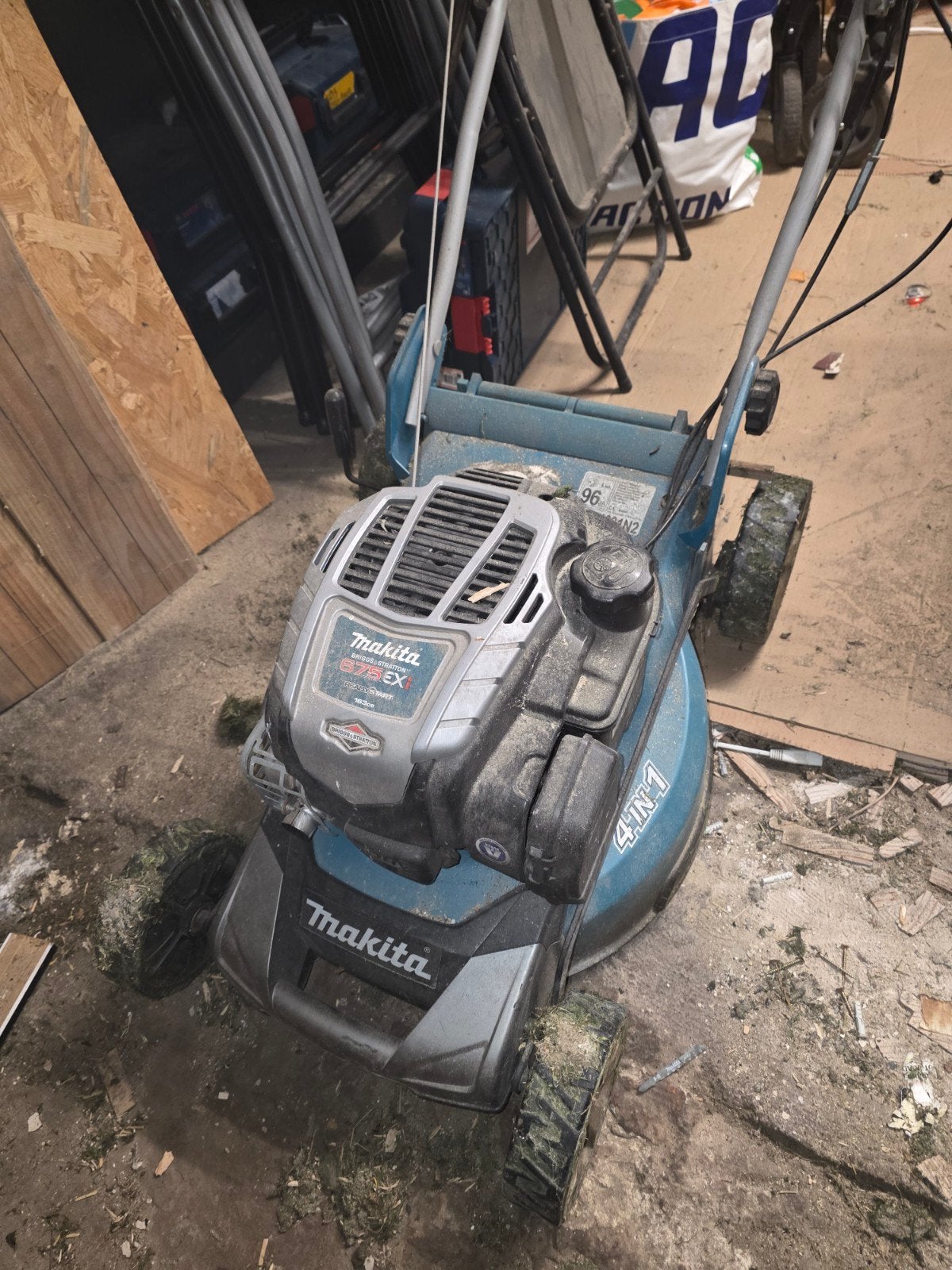 Makita PLM4631N2 Benzine Grasmaaier - Gebruikt, Tuin en Terras, Grasmaaiers, Ophalen, Cirkelmaaier, Gebruikt, Opvangbak