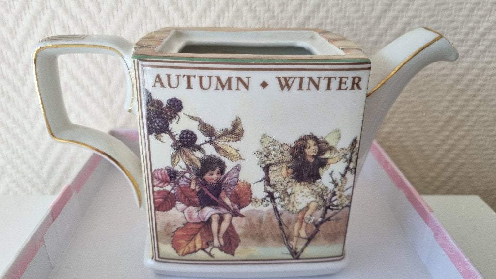 Zeldzaam theepot van Flower fairies, Ophalen, Nieuw, Porselein, Overige typen