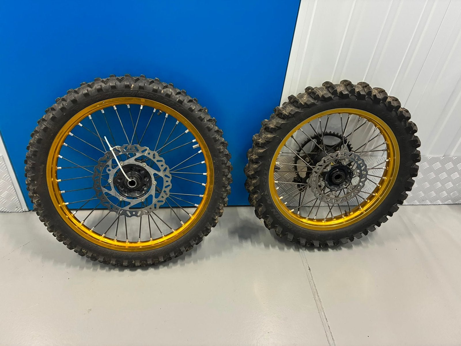 Haan wielen 19/21 ktm husk, Ophalen, Gebruikt