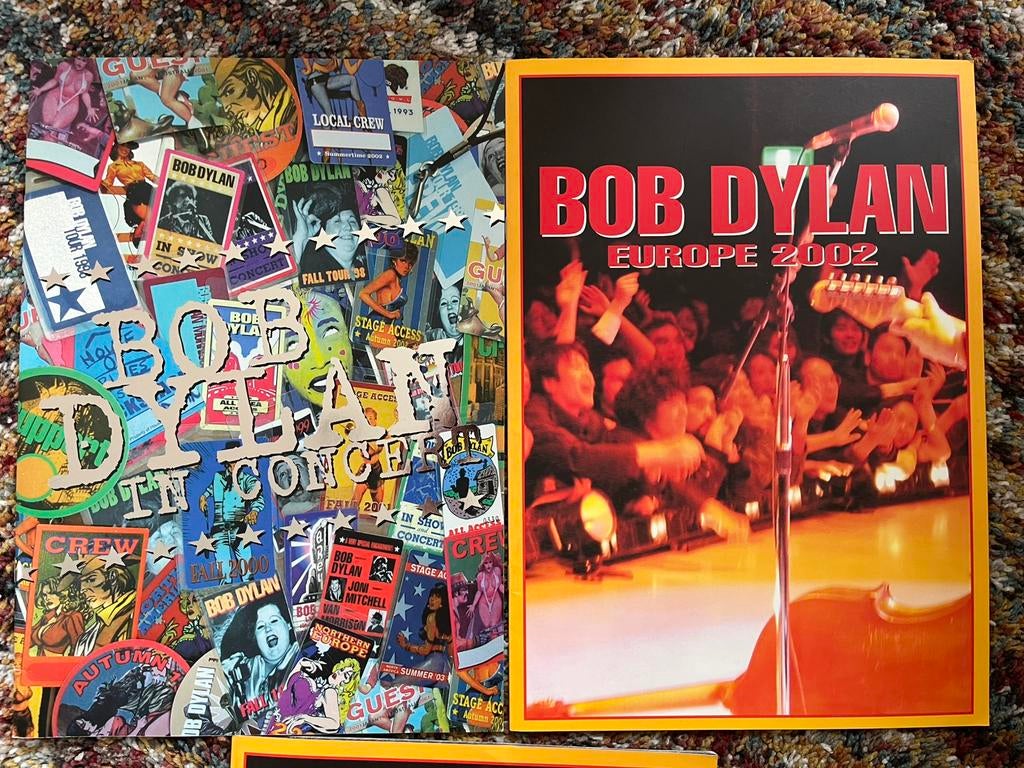 Bob Dylan tourboeken, Boeken, Muziek, Verzenden, Zo goed als nieuw, Artiest