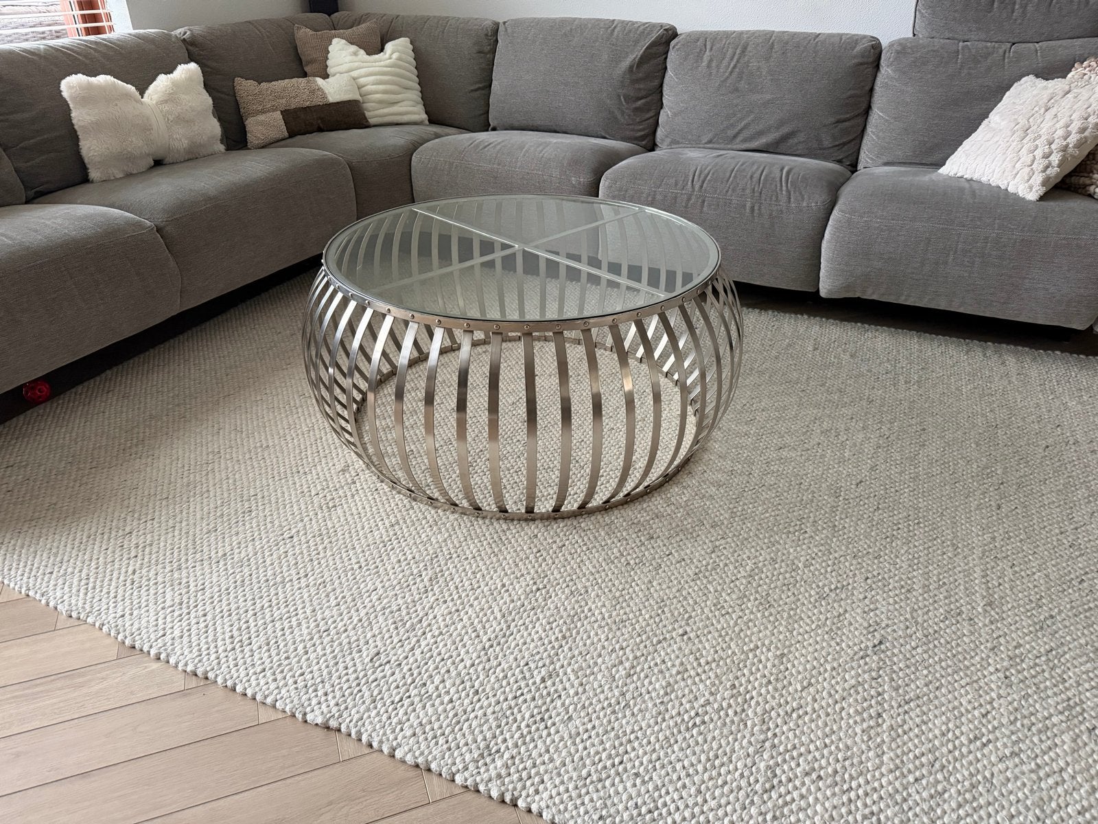 Ronde RVS Salontafel met Glazen Blad - Hoogte 48cm, Ø 90cm, Huis en Inrichting, Rond, Ophalen of Verzenden, Zo goed als nieuw