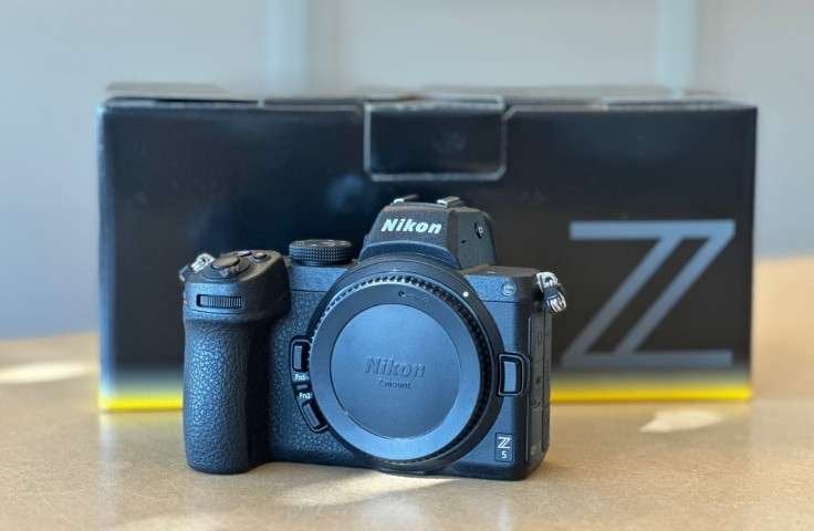 Nikon Z5 body (BTW artikel) in nieuwstaat AANBIEDING, Audio, Tv en Foto, Ophalen of Verzenden, Zo goed als nieuw, Stroombaan 14, 1181 VX AMSTELVEEN