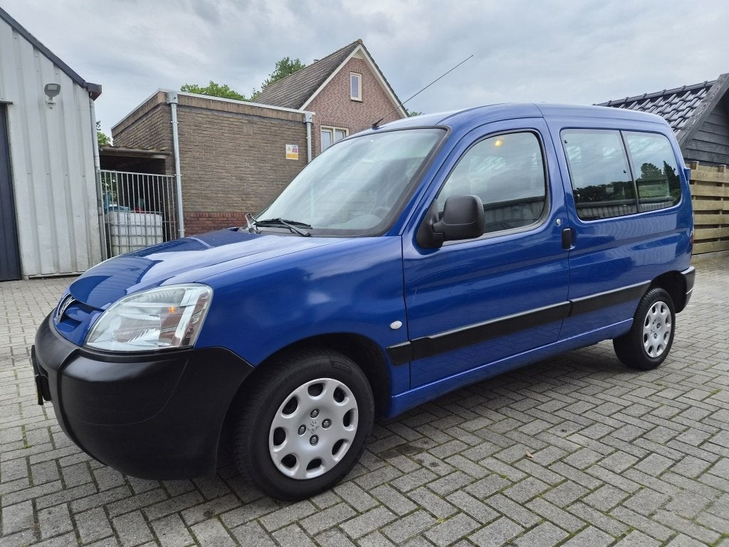 Peugeot Partner 1.4 Combispace 116.307 Km! (bj 2005), Auto's, 1163 kg, 4 cilinders, Blauw, 49 €/maand