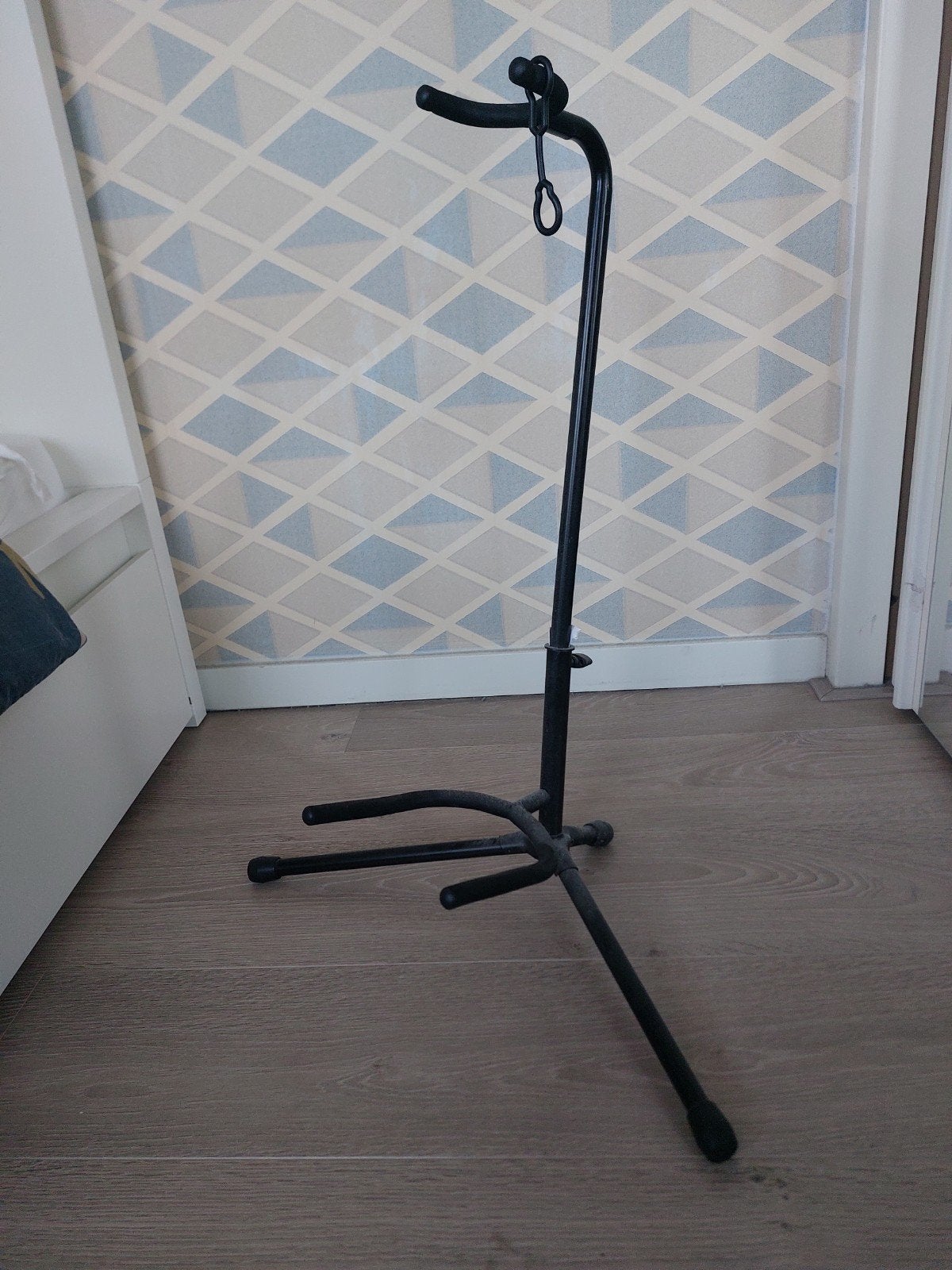 Gitaarstandaard, Ophalen, Zo goed als nieuw, Instrumentstandaard, Gitaar
