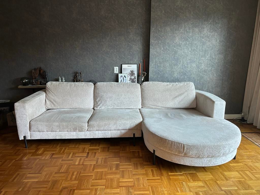 Comfortabele hoekbank met chaise longue, Huis en Inrichting, Banken | Bankstellen, Ophalen, 250 tot 300 cm, Gebruikt, 125 tot 150 cm