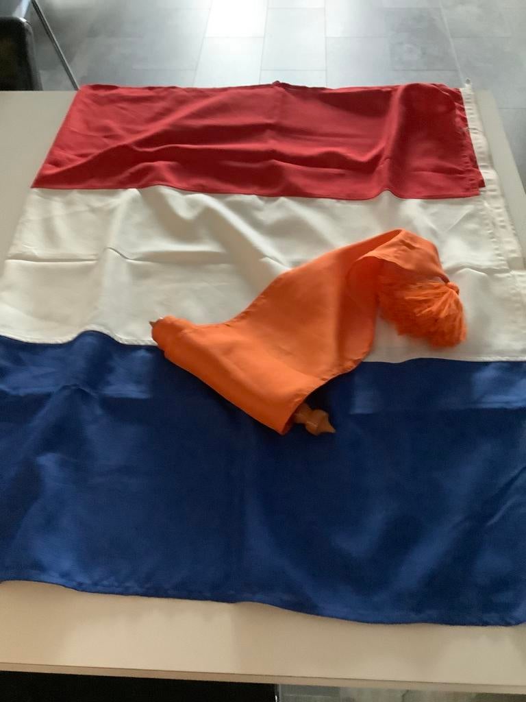 Nederlandse vlag en wimpel, Ophalen of Verzenden, Zo goed als nieuw