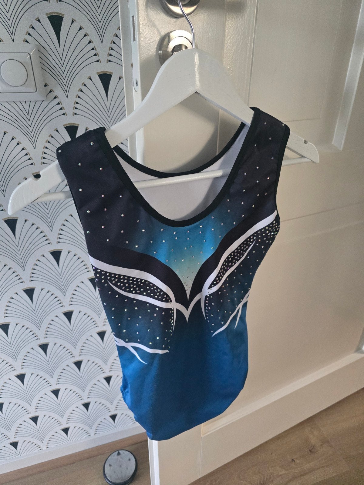 Turnpakje  Sue Sparkle Dream  blauw lycra met AB strass, maa, Ophalen of Verzenden, Zo goed als nieuw