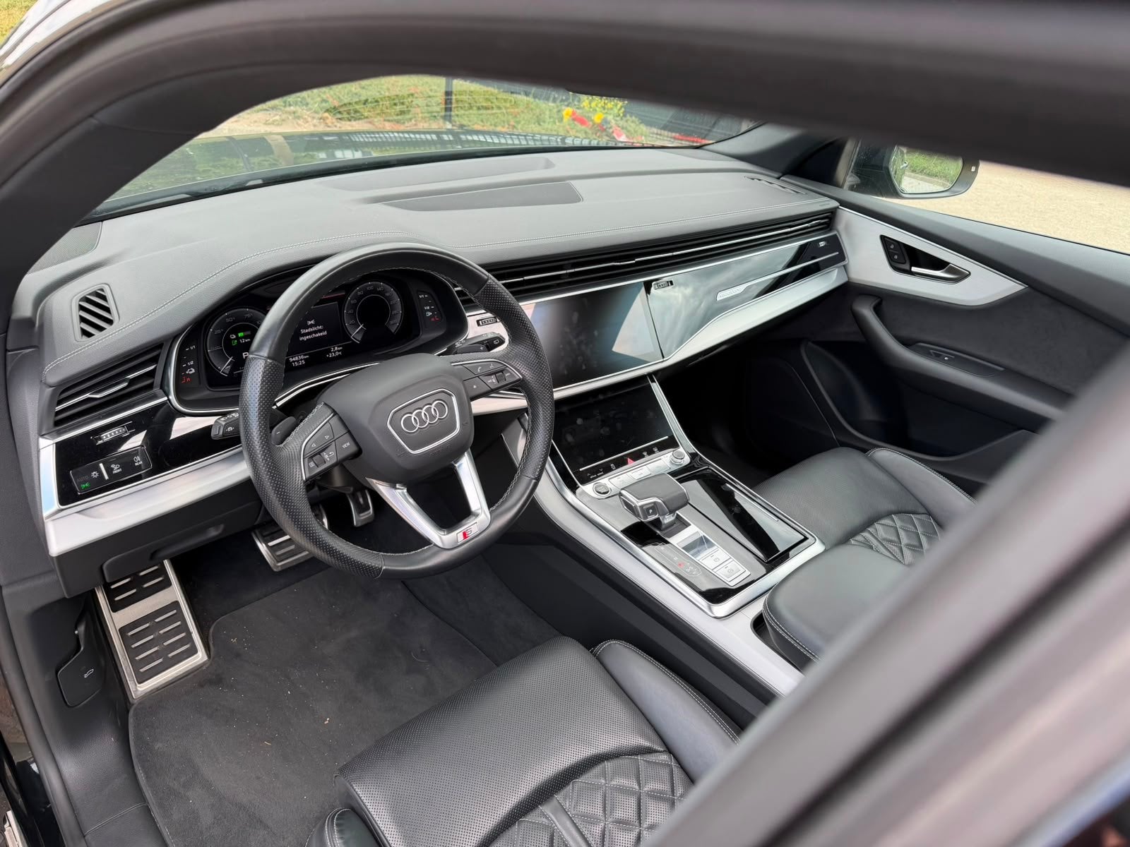 Audi Q8 60 TFSI e quattro Pro Line S Competition | RS Seats, Automaat, 14 kWh, Gebruikt, 2995 cc