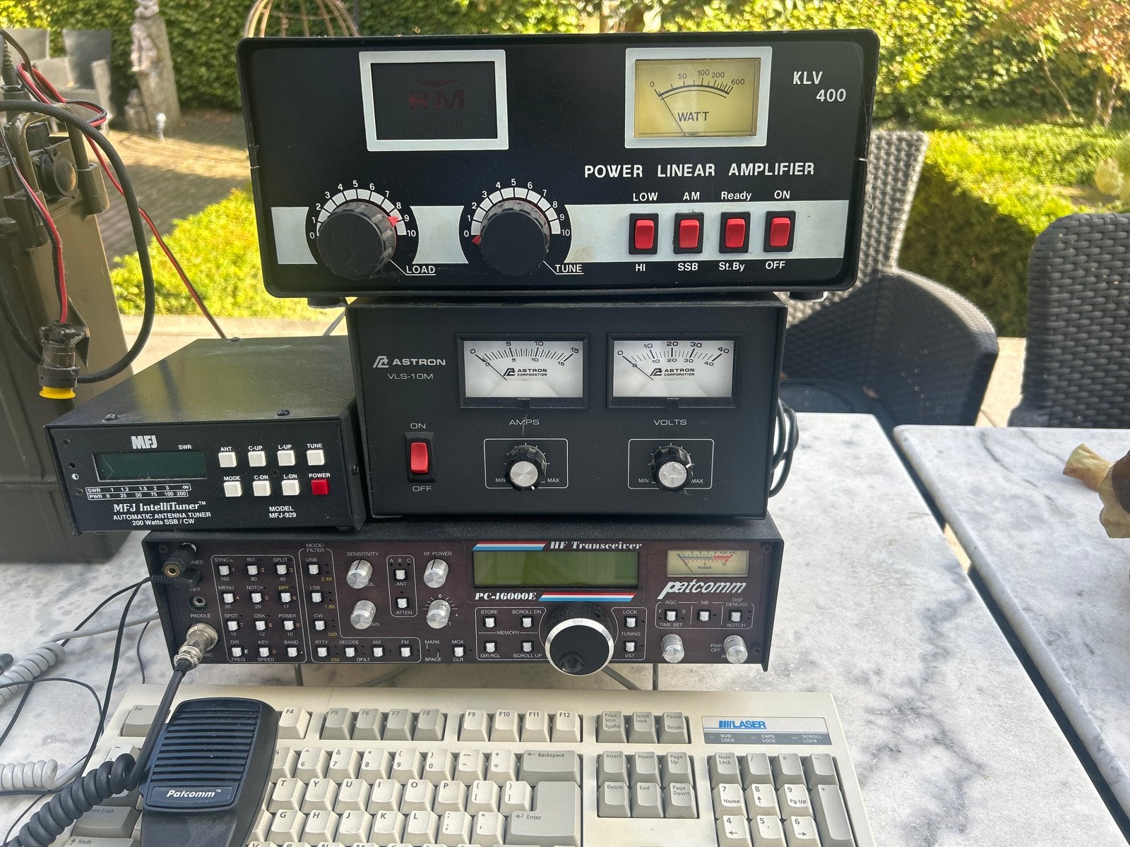Complete zendstation met diverse apparatuur, Ophalen, Gebruikt, Zender en Ontvanger