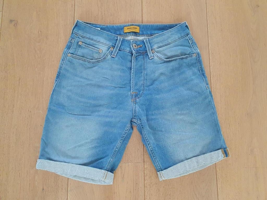 Korte spijkerbroek van Jack&Jones regular maat XS, Kleding | Heren, Spijkerbroeken en Jeans, Blauw, W32 (confectie 46) of kleiner