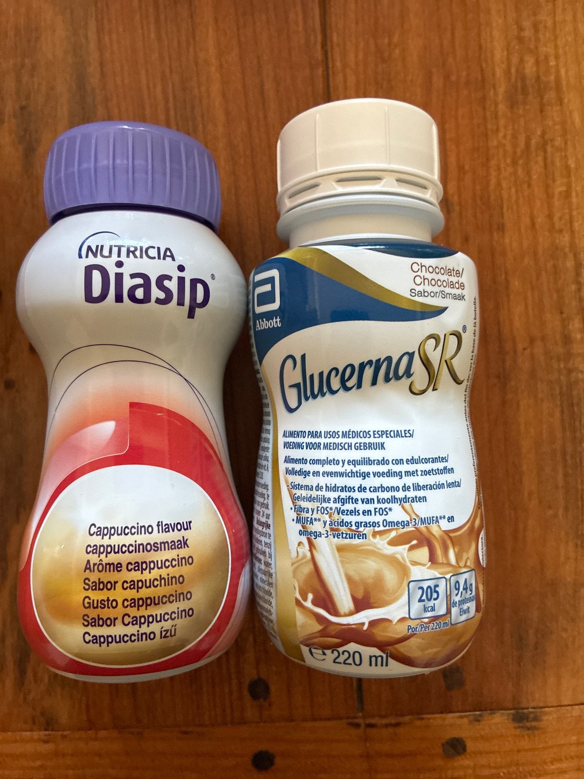 Te koop Nutricia chocolade/cappuccino smaak., Ophalen