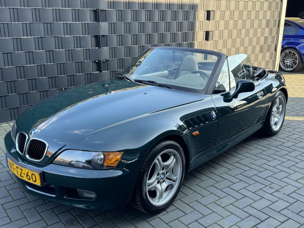BMW Z3 Roadster 1.8 GROEN| LEER| LM VELGEN| 2 JAAR APK| TOP, Auto's, Oldtimers, Beige, Cabriolet, Bedrijf, Handgeschakeld