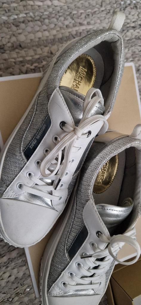 Michael Kors sneakers zilver Maat 40, Verzenden, Nieuw, Sneakers of Gympen, Overige kleuren
