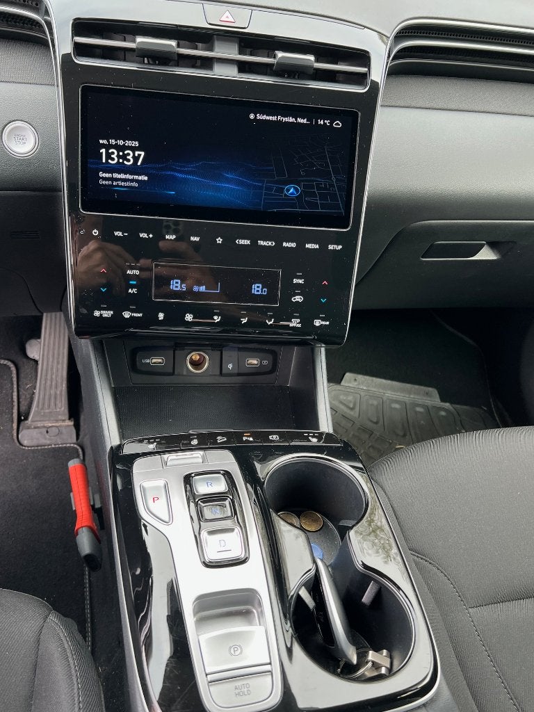 Foto 9 van Hyundai Tucson 1.6 T-gdi HEV 230pk Aut. 2022 Grijs