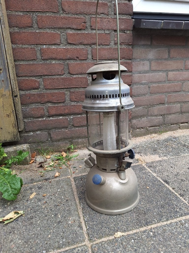 Petromax Petroleumlamp met 10L Petroleum, Ophalen