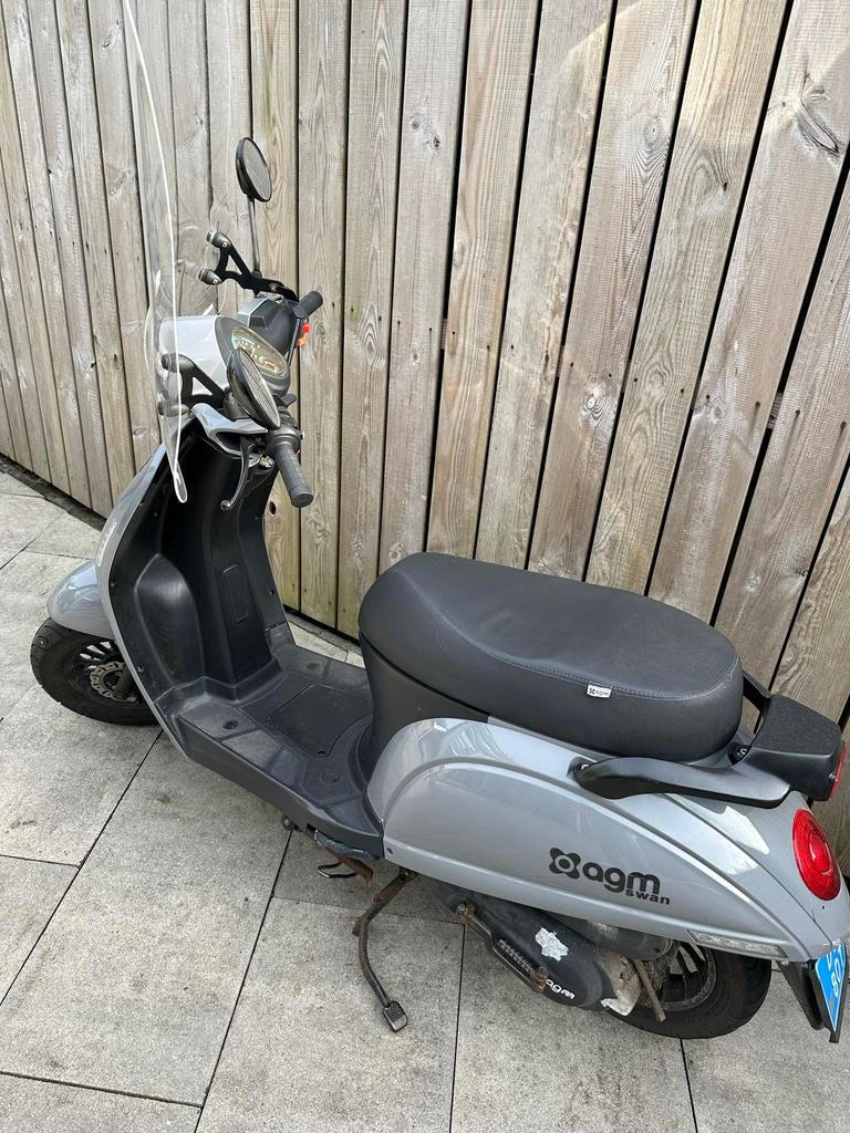 AGM Swan scooter grijs, Gebruikt, Benzine, Ophalen, Overige merken