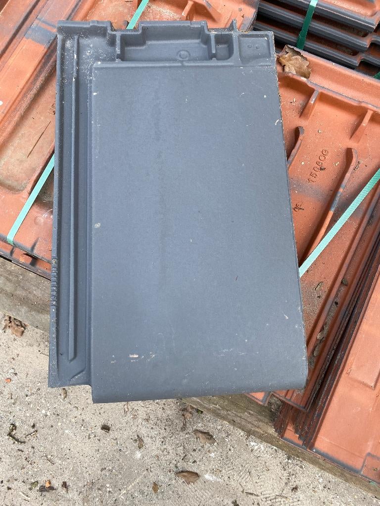 Nelskamp dakpannen (100 stuks), Doe-het-zelf en Verbouw, Dakpannen en Dakbedekking, Ophalen, Steen of Klei, Nieuw, 15 m² of meer