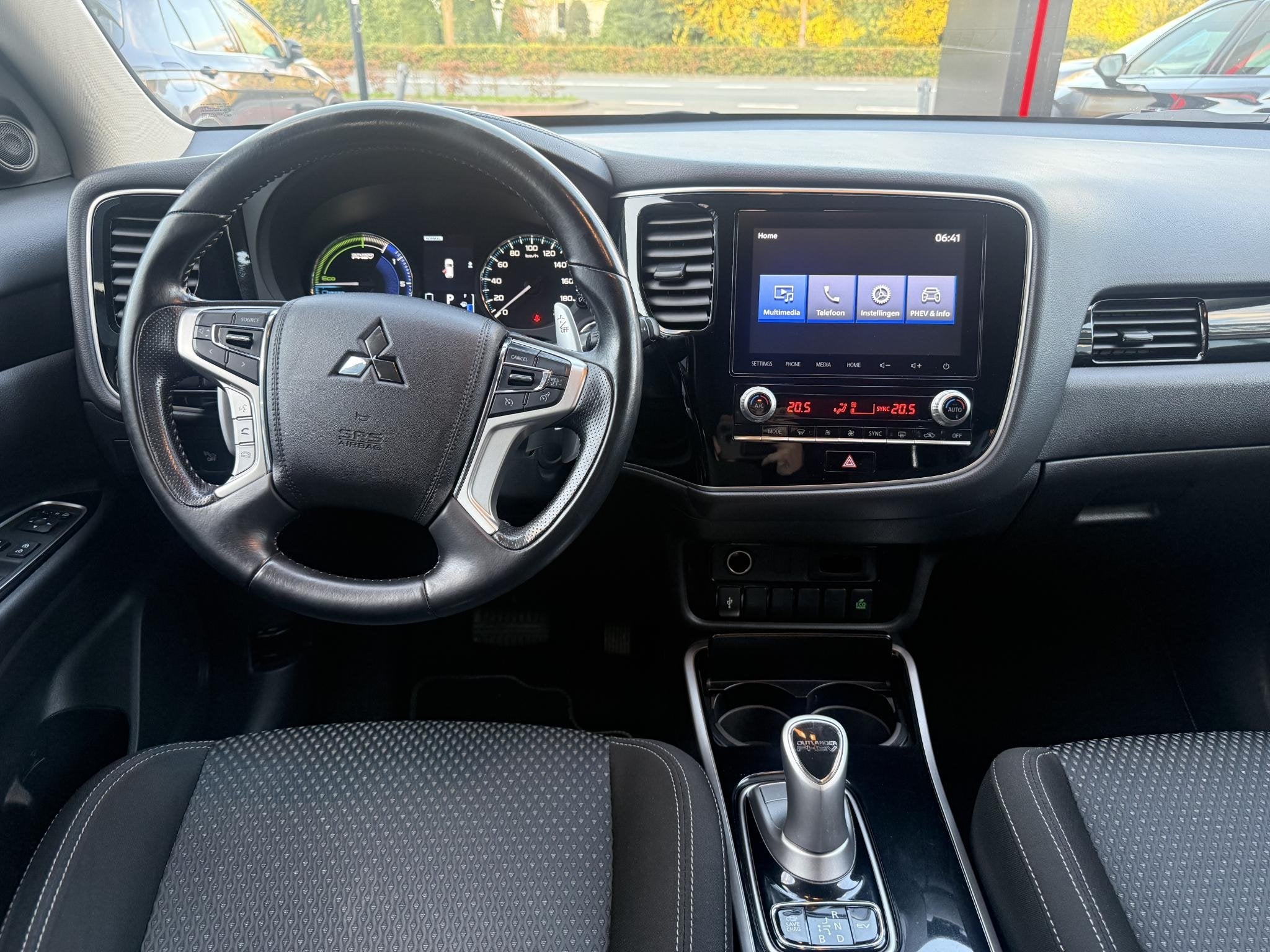 Mitsubishi Outlander 2.4 PHEV Intense+ | stoelverwaring | tr, Auto's, Automaat, 120 €/maand, Plug-in hybride, Bedrijf